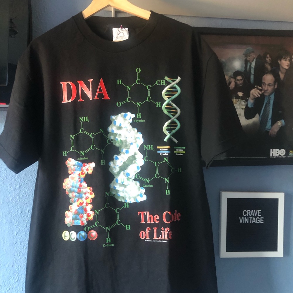 Vintage DNA Tee